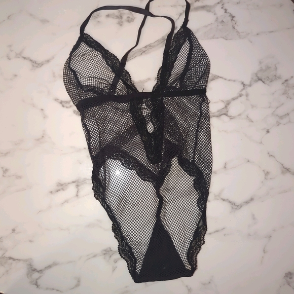 😍 Mesh Bodysuit - Picture 6 of 6